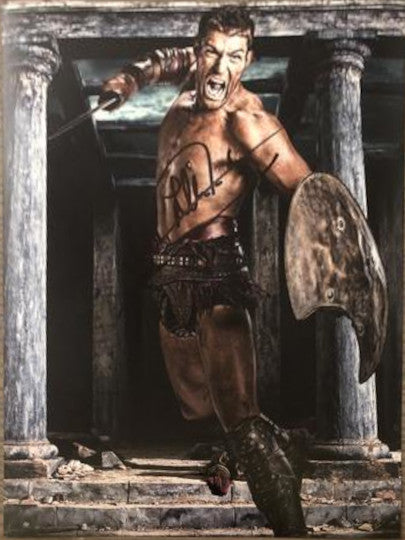 Photo autographiée par Liam McIntyre
